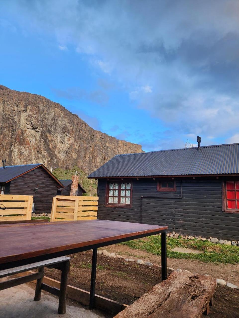 Hostel Cerro Torres El Chalten Bagian luar foto