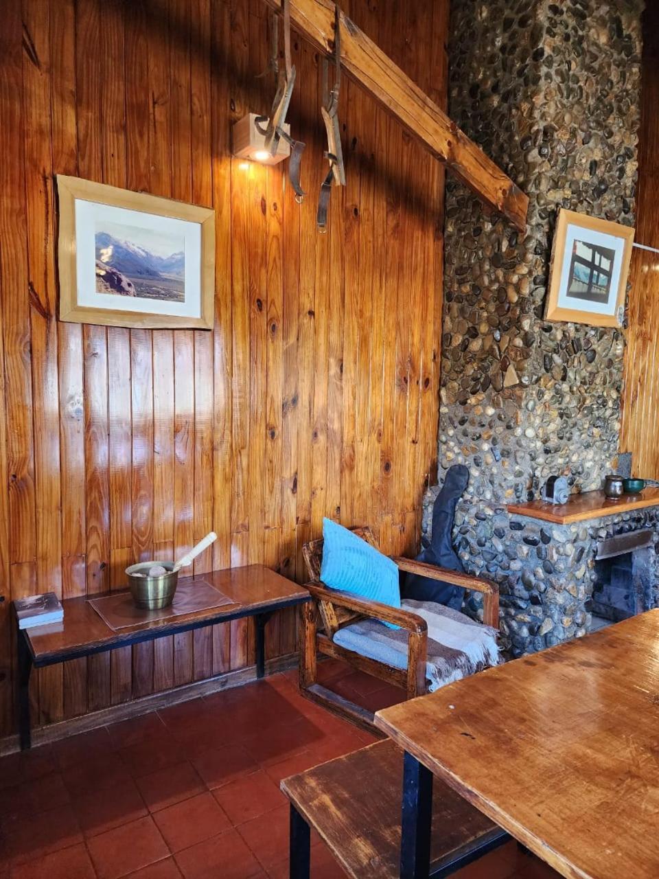 Hostel Cerro Torres El Chalten Bagian luar foto